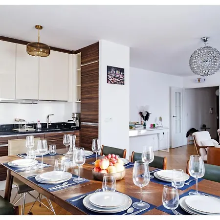 Elegant 4 Pieces Avec 2 Parking A 20 Min De Paris Et Apartamento *